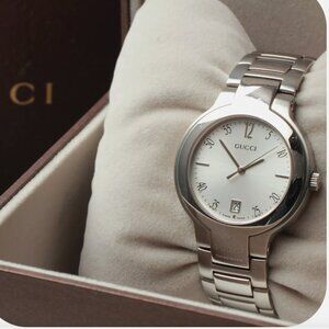 MINT Gucci Men's White Face Watch FULL BOX